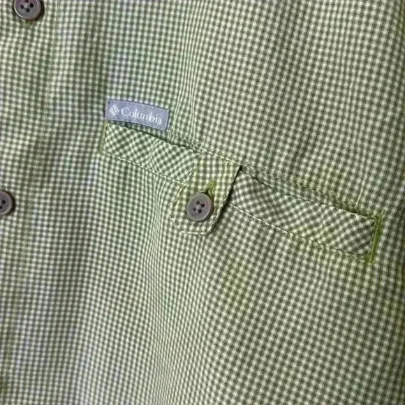 Columbia botton up short Sleeve Shirt green white pattern light weight Size: L - Picture 2 of 12